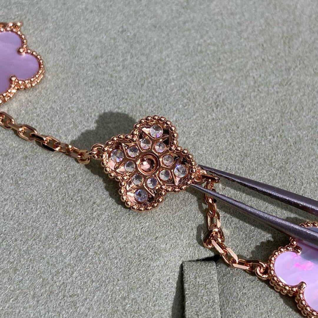 CLOVER 10 MOTIFS DIAMOND PINK MOP NECKLACE
