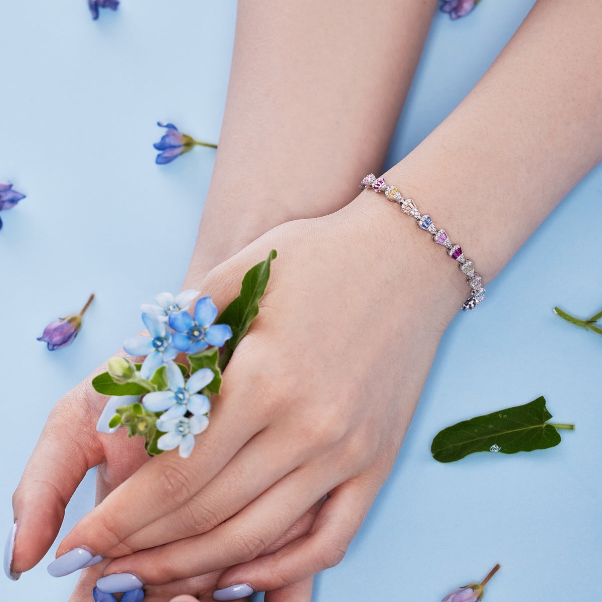 [HOT]Radiant Water Drop Shape Daily Bracelet