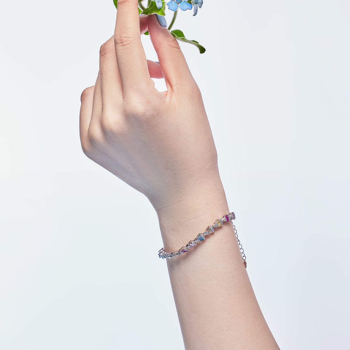 [HOT]Radiant Water Drop Shape Daily Bracelet