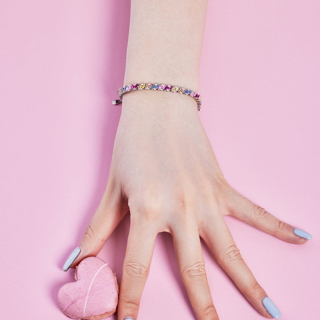 [HOT]Ornate Sparkling Multi Cut Party Bracelet