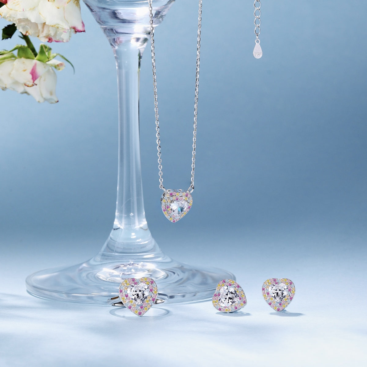 [HOT]Exquisite Heart Shape Necklace