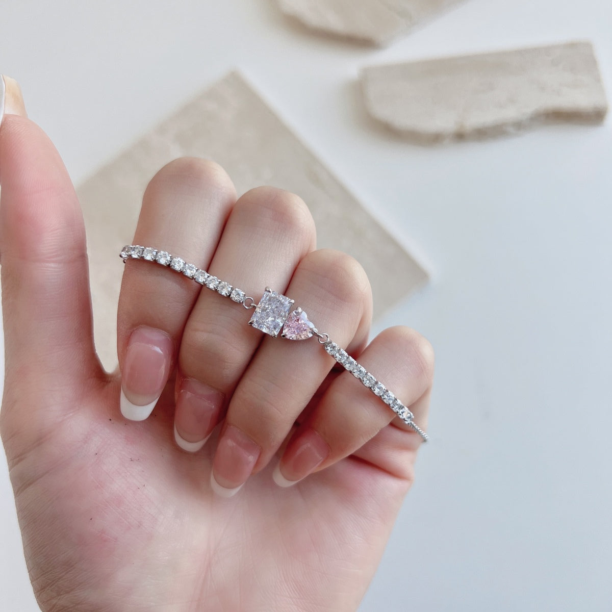 [HOT]Dazzling Unique Multi Shape Lover Bracelet