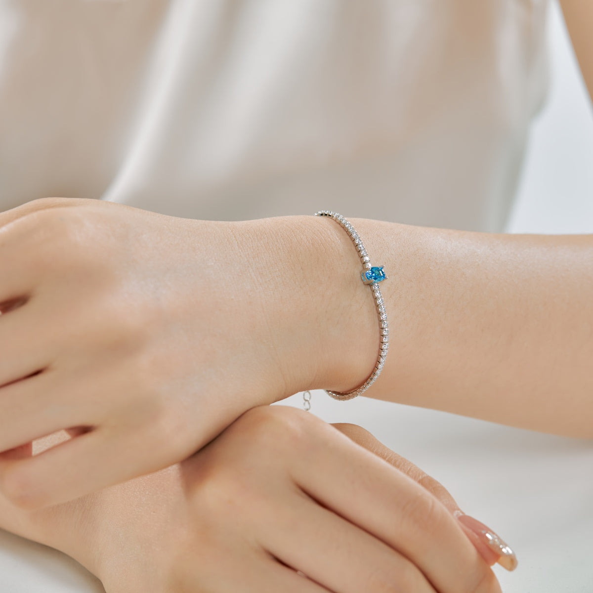 [HOT]0.75 Carat Exquisite Oval Cut Daily Bracelet