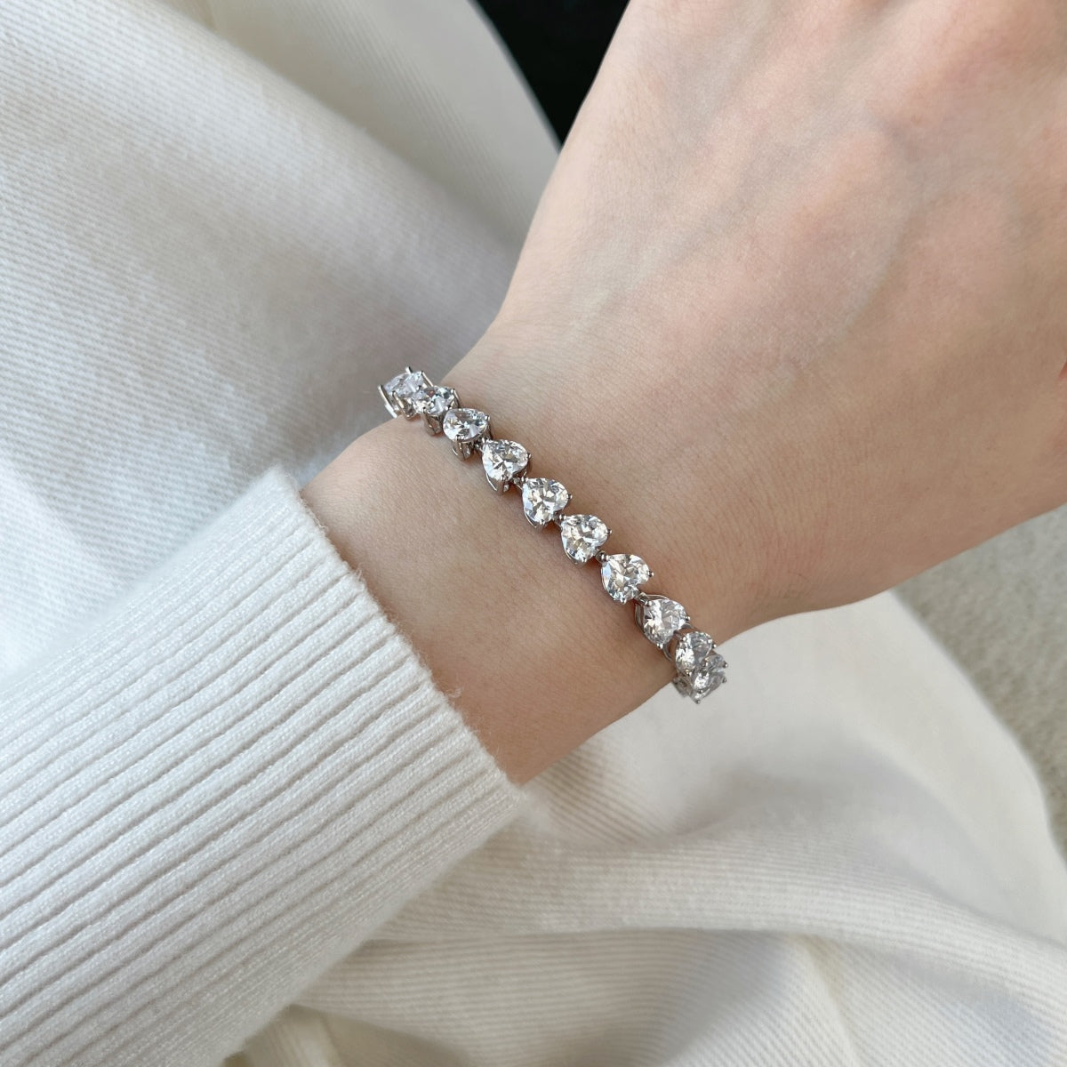[HOT]0.75 Carat Elegant Romantic Heart Shape Lover Bracelet