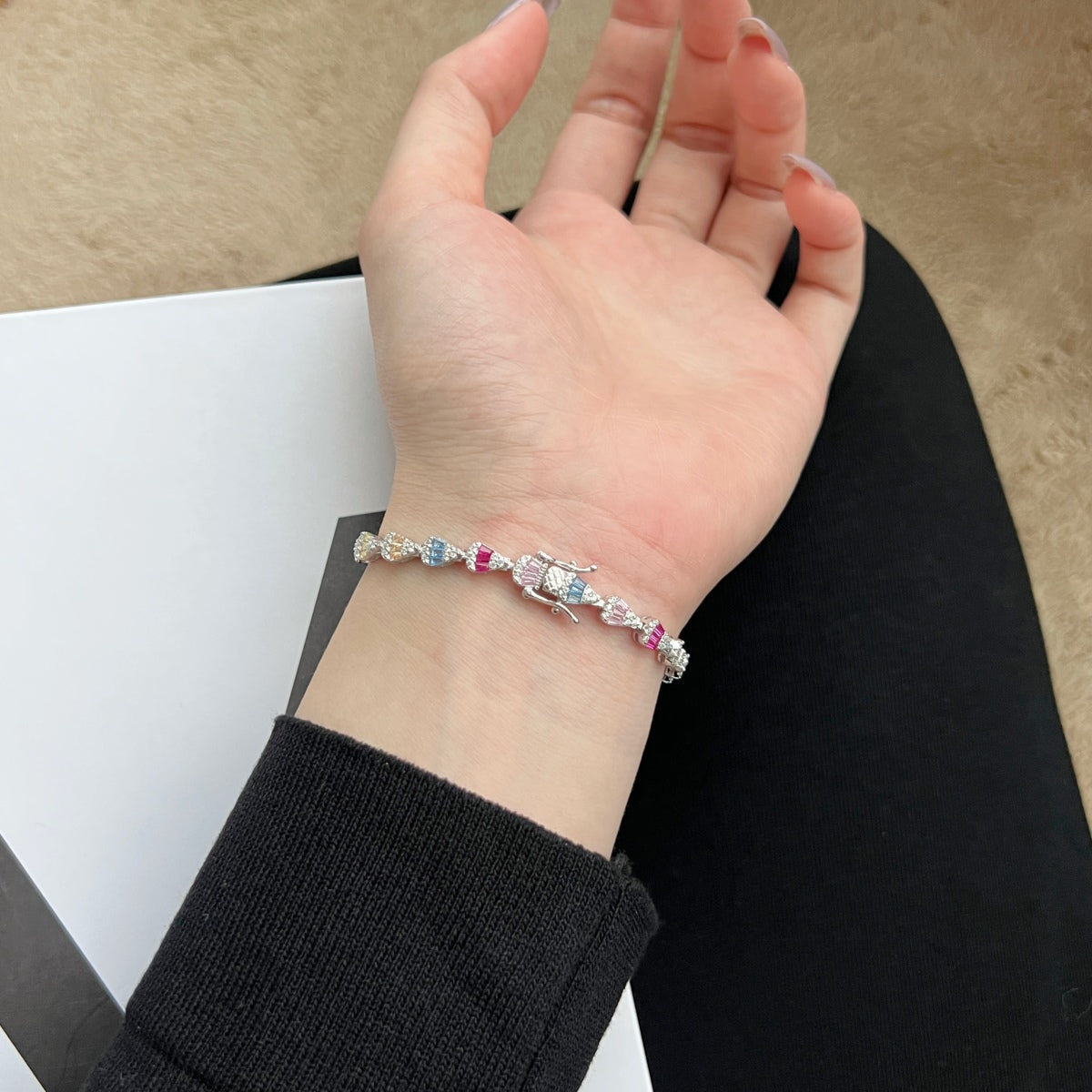 [HOT]Radiant Water Drop Shape Daily Bracelet