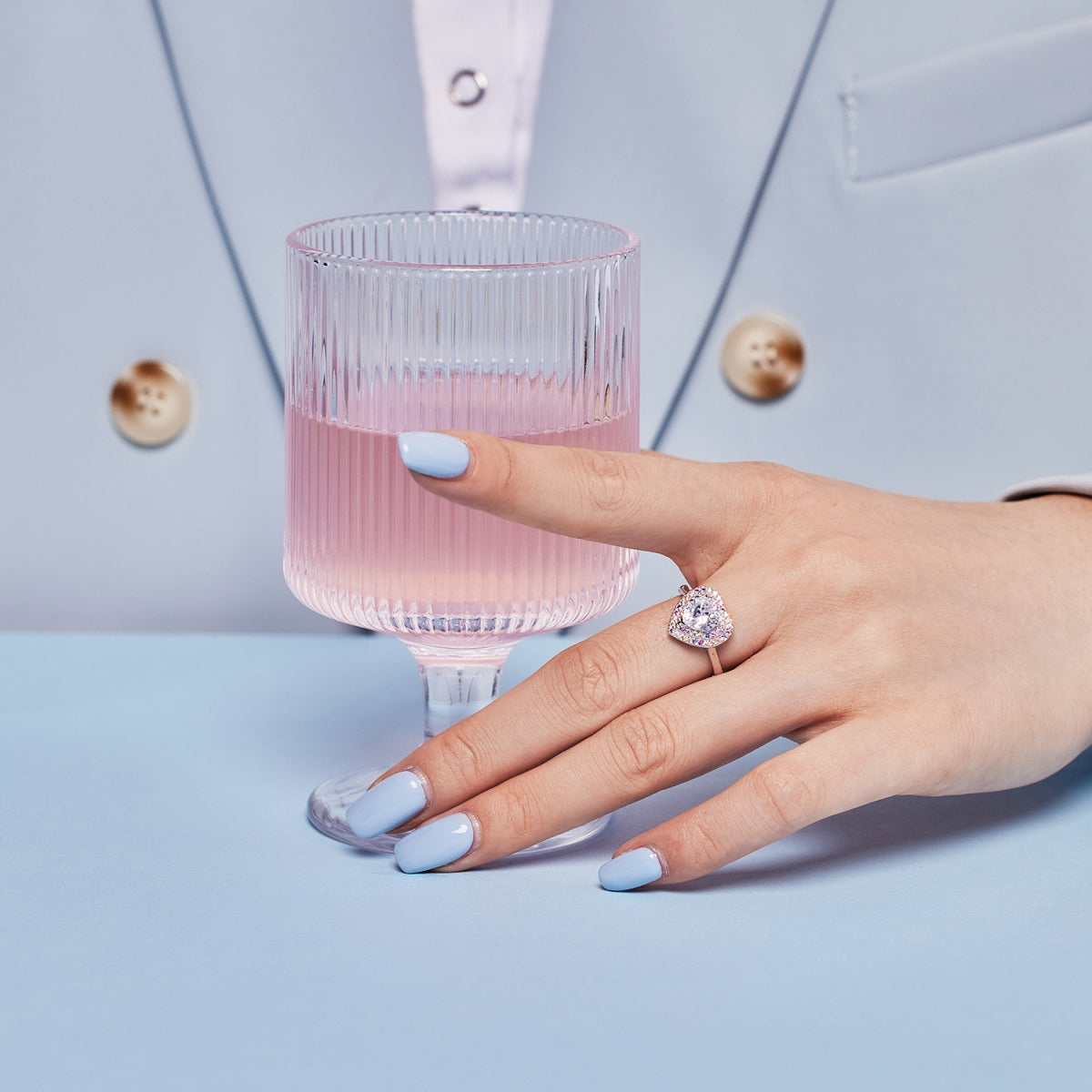 [HOT]Delicate Ebullient Heart Shape Wedding Ring