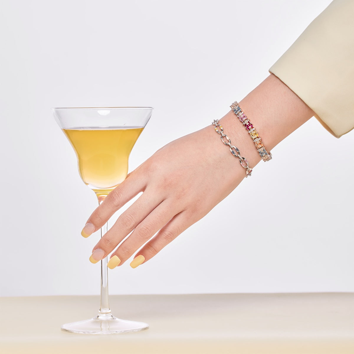 [HOT]Delicate Colorful Multi Cut Party Bracelet