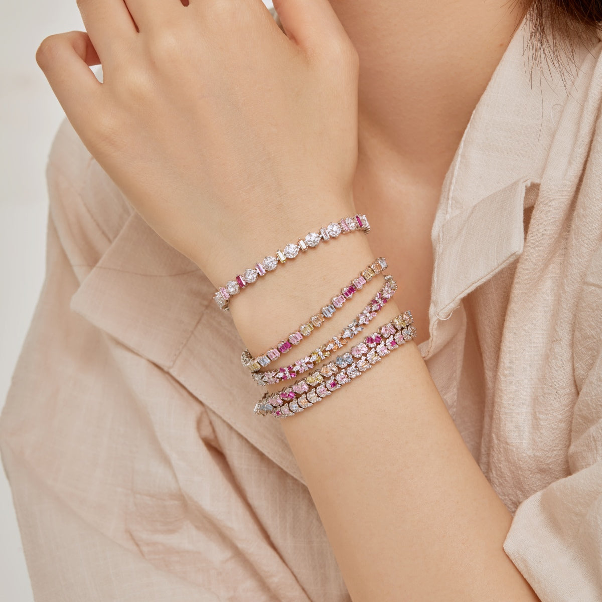 [HOT]Delicate Colorful Multi Cut Daily Bracelet