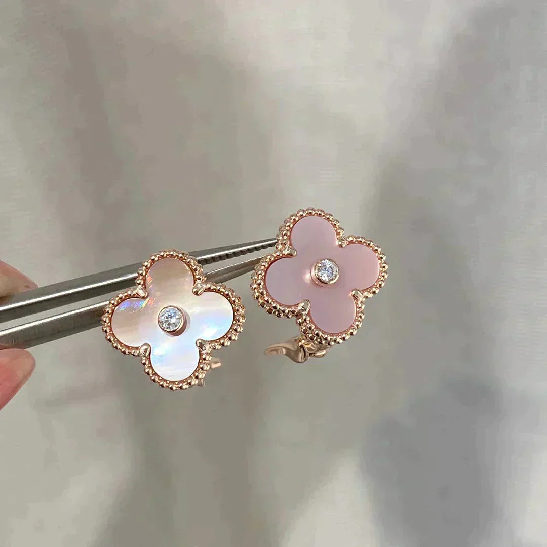 CLOVER MEDIUM 1 MOTIFS  PINK MOP DIAMOND EARRINGS