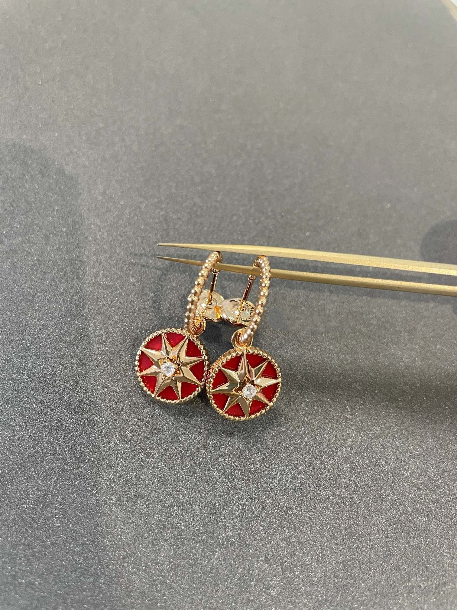 LUCKY STAR ROSE GOLD CARNELIAN EARRINGS