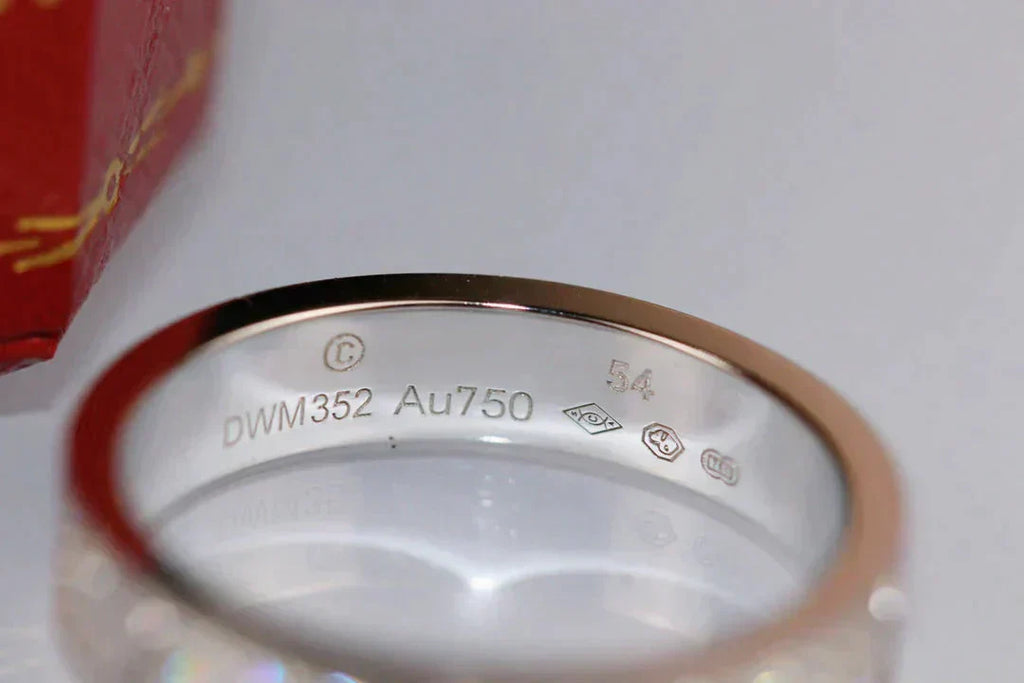 LOVE RING 4MM DIAMOND PAVED