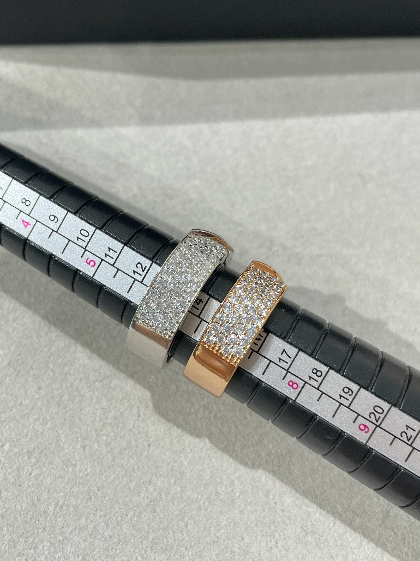 LIENS EVIDENCE ROSE GOLD DIAMOND PAVED RING