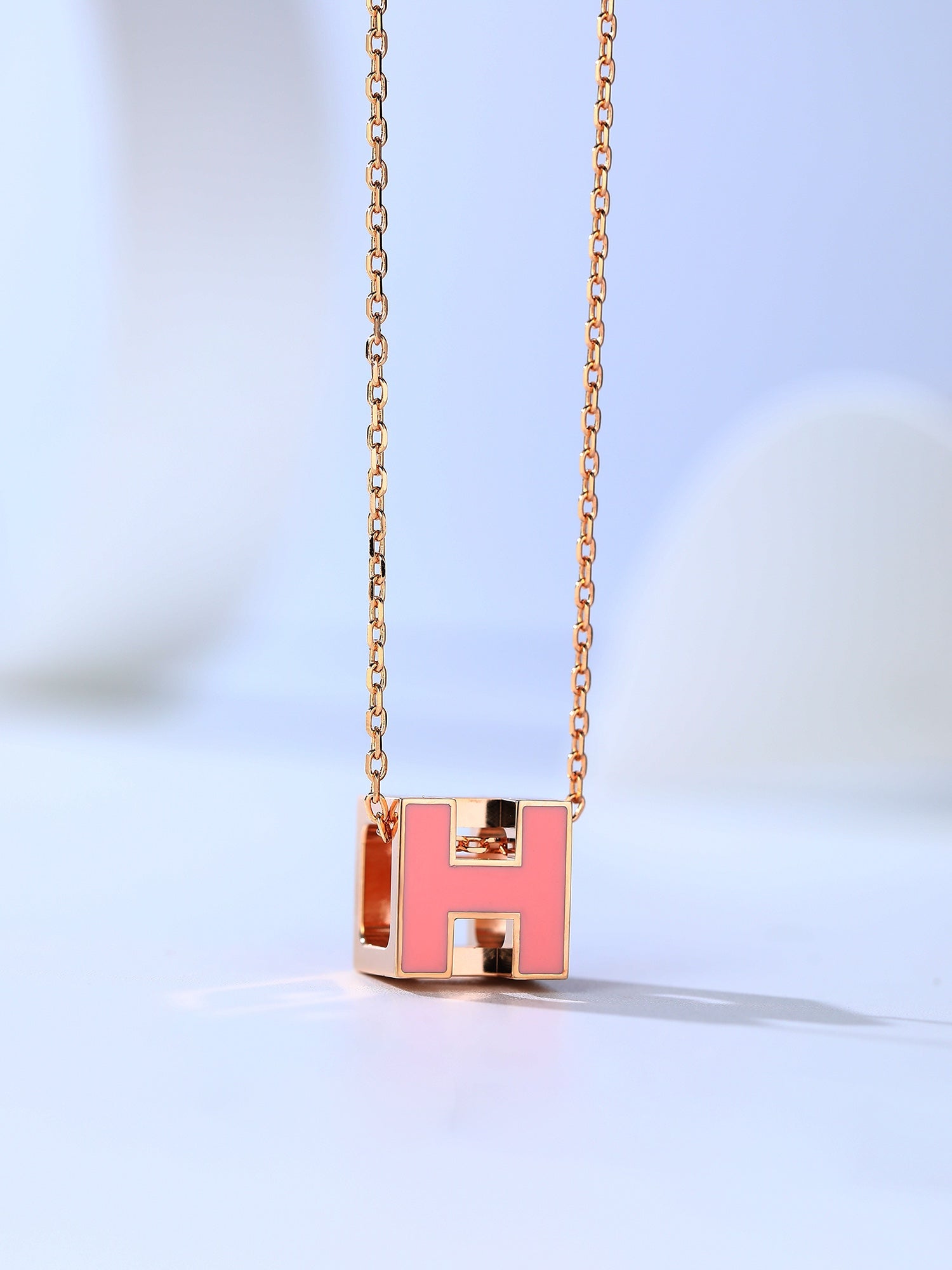 H CAGE ROSE GOLD NECKLACE