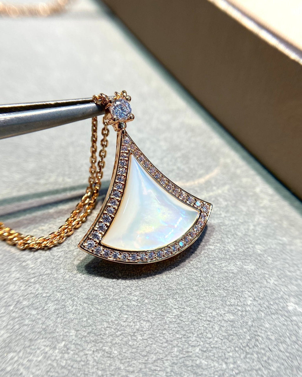 DREAM MOP DIAMOND PAVED ROSE GOLD NECKLACE