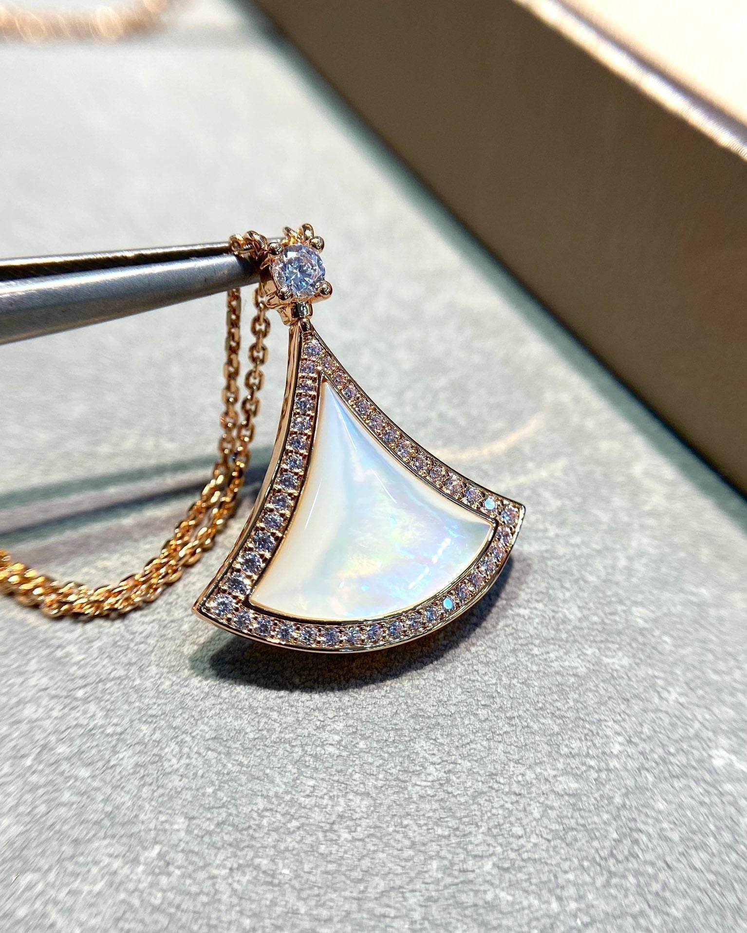 DREAM MOP DIAMOND PAVED ROSE GOLD NECKLACE