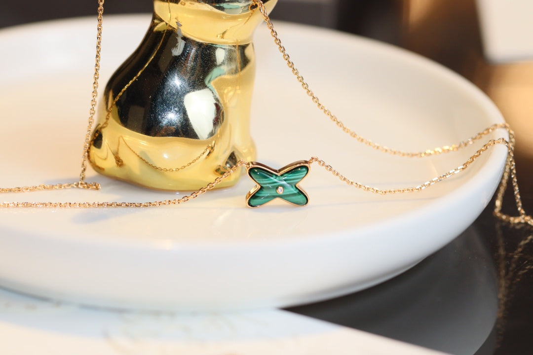 JEUX MALACHITE 1 DIAMOND ROSE GOLD NECKLACE
