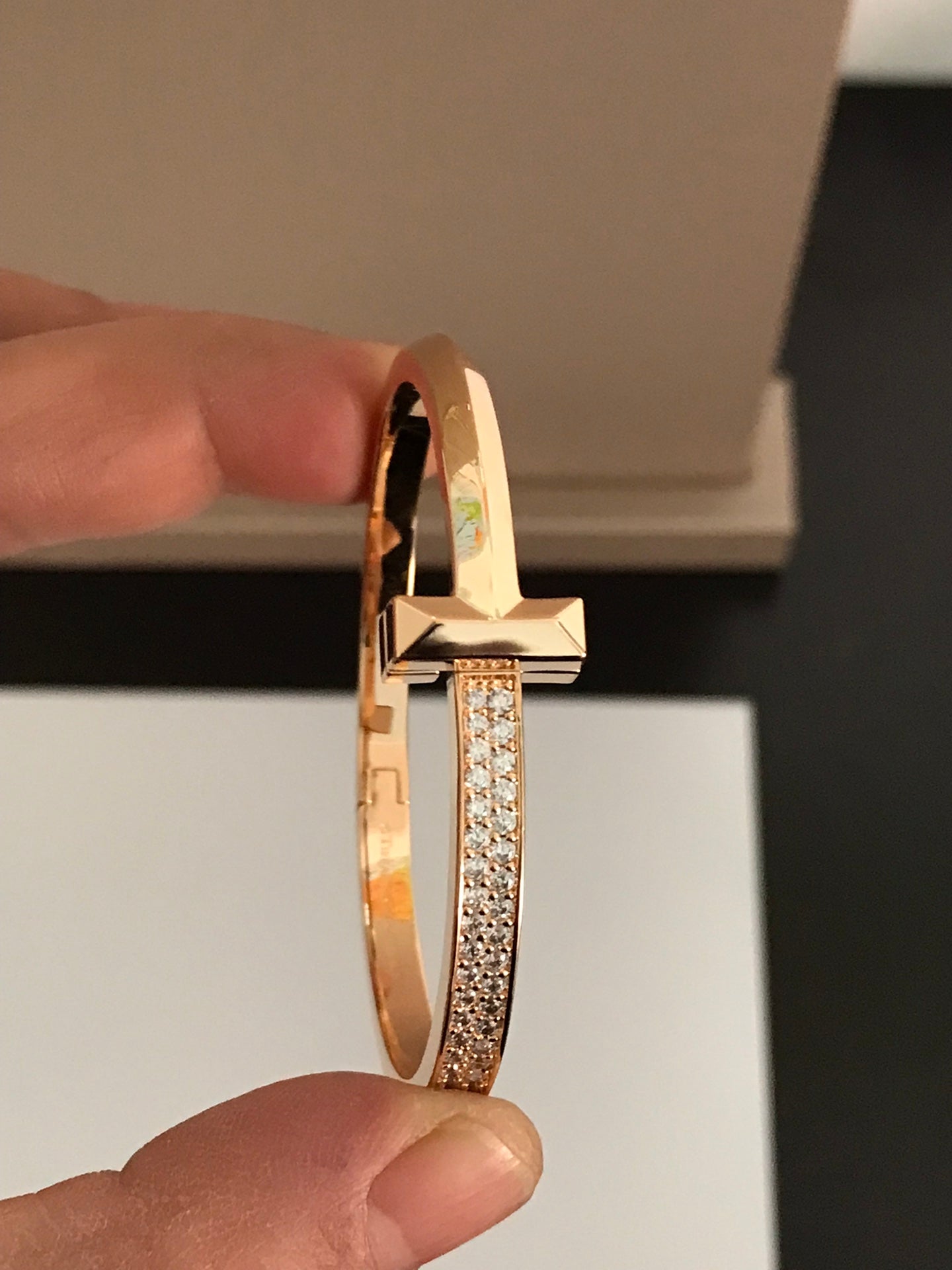 T1 WIDE DIAMOND HINGED BANGLE ROSE GOLD