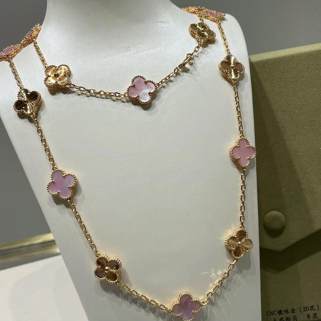 CLOVER 20 MOTIFS LASER PINK MOP NECKLACE