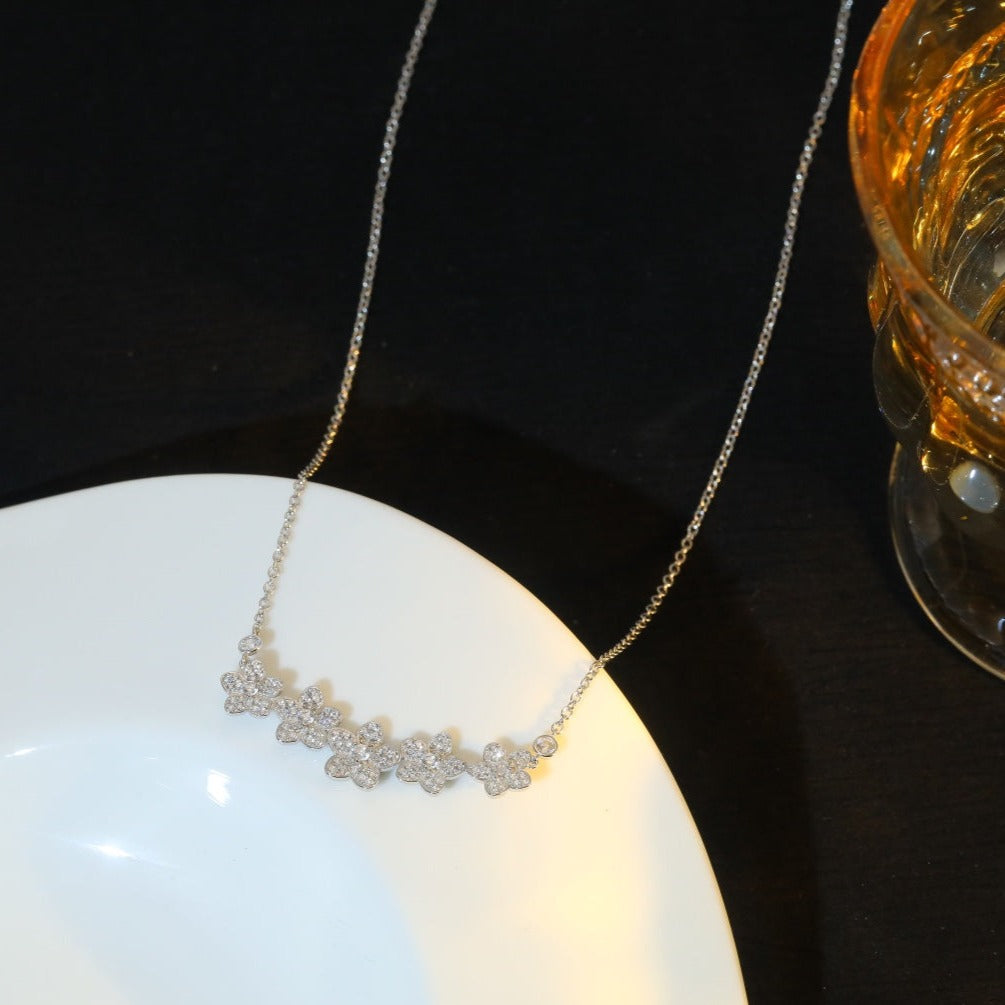 WILD FLOWER DIAMOND LINE PENDANT