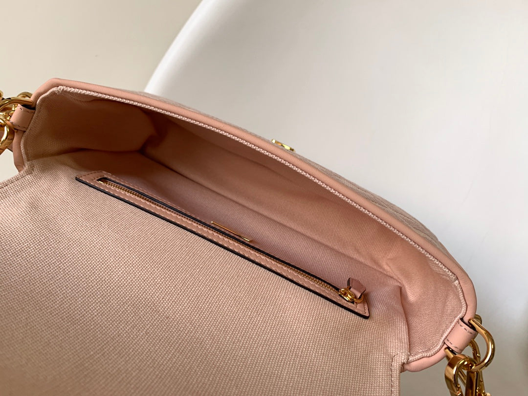 FEND BAGUETTE PINK CANVAS BAG 27 WITH FF EMBROIDERY GHW