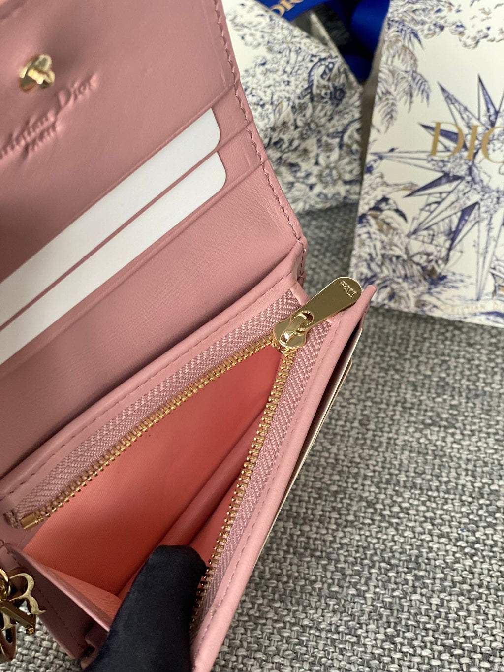 CD CARO 11CM COMPACT WALLET PINK CALFSKIN