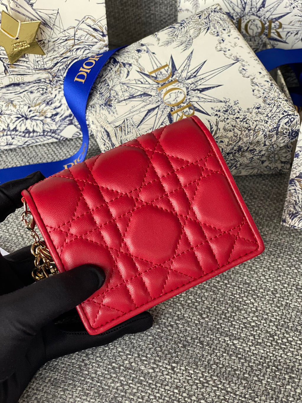 CD CARO 11CM COMPACT WALLET RED CALFSKIN