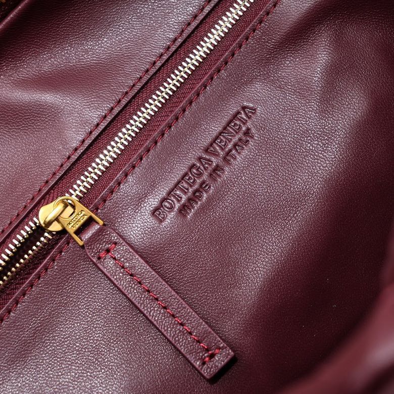 SMALL JODIE 48 WINE LAMBSKIN