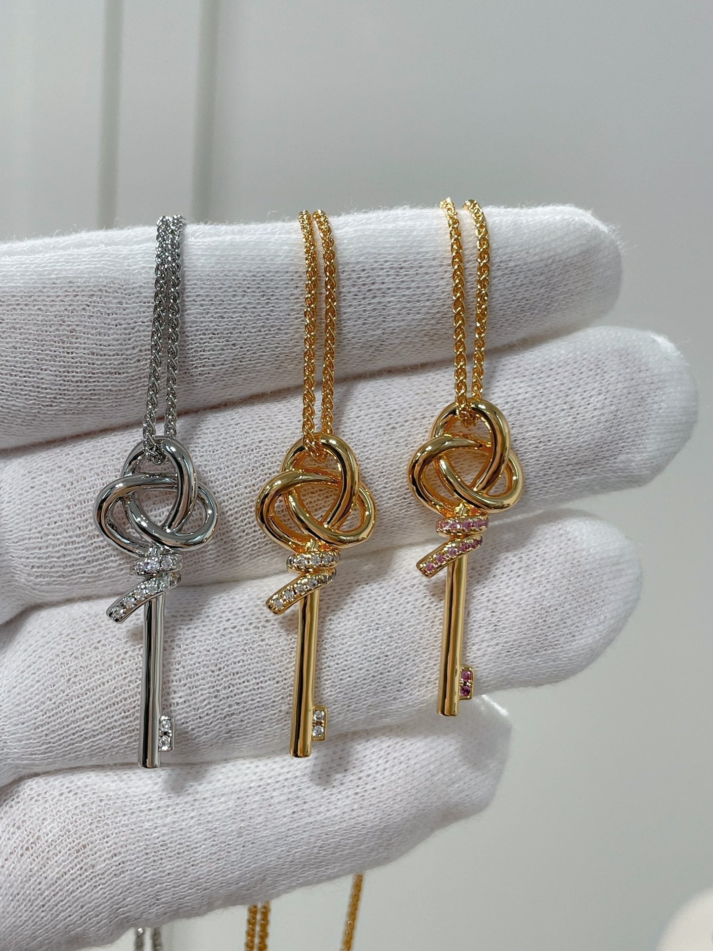 TIFFAN KEY WOVEN NECKLACE