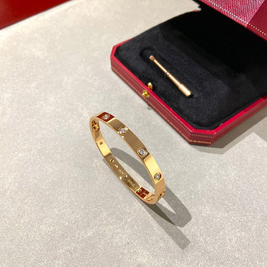 LOVE BRACELET 6.1MM 10 DIAMONDS