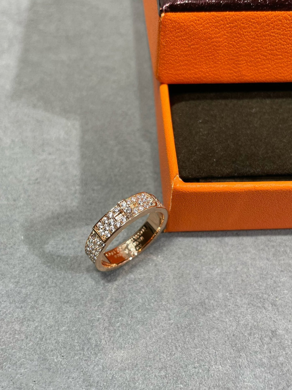 KELLY ROSE GOLD DIAMOND RING