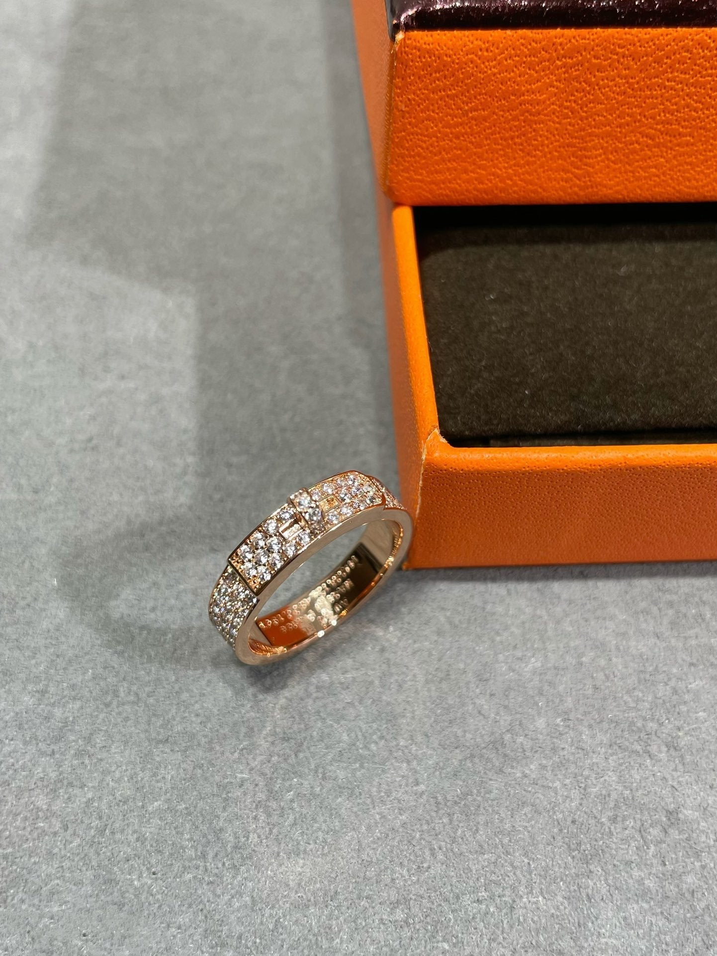 KELLY ROSE GOLD DIAMOND RING