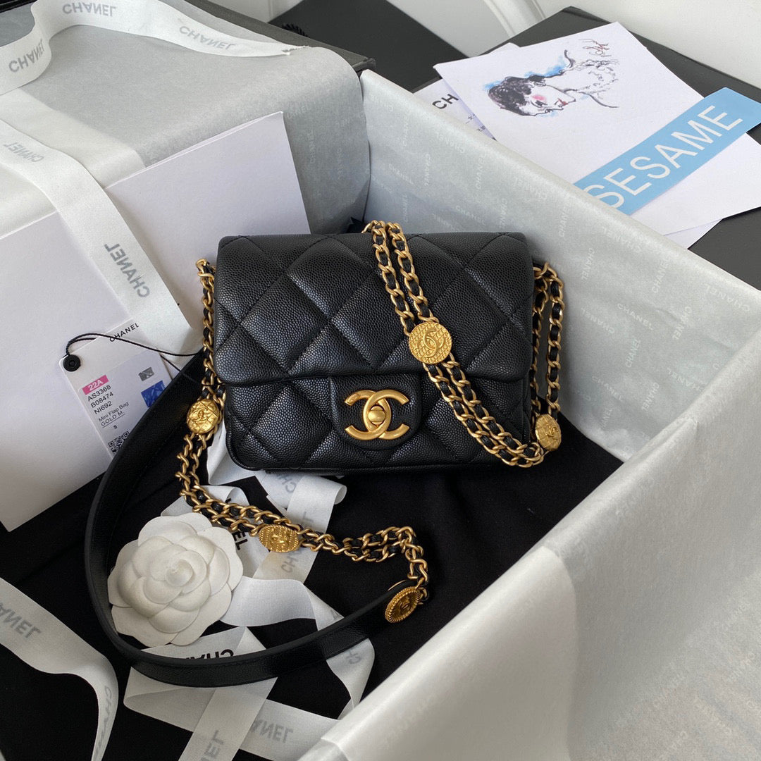 19 FLAP BAG 17 BLACK CAVIAR GOLD HARDWARE