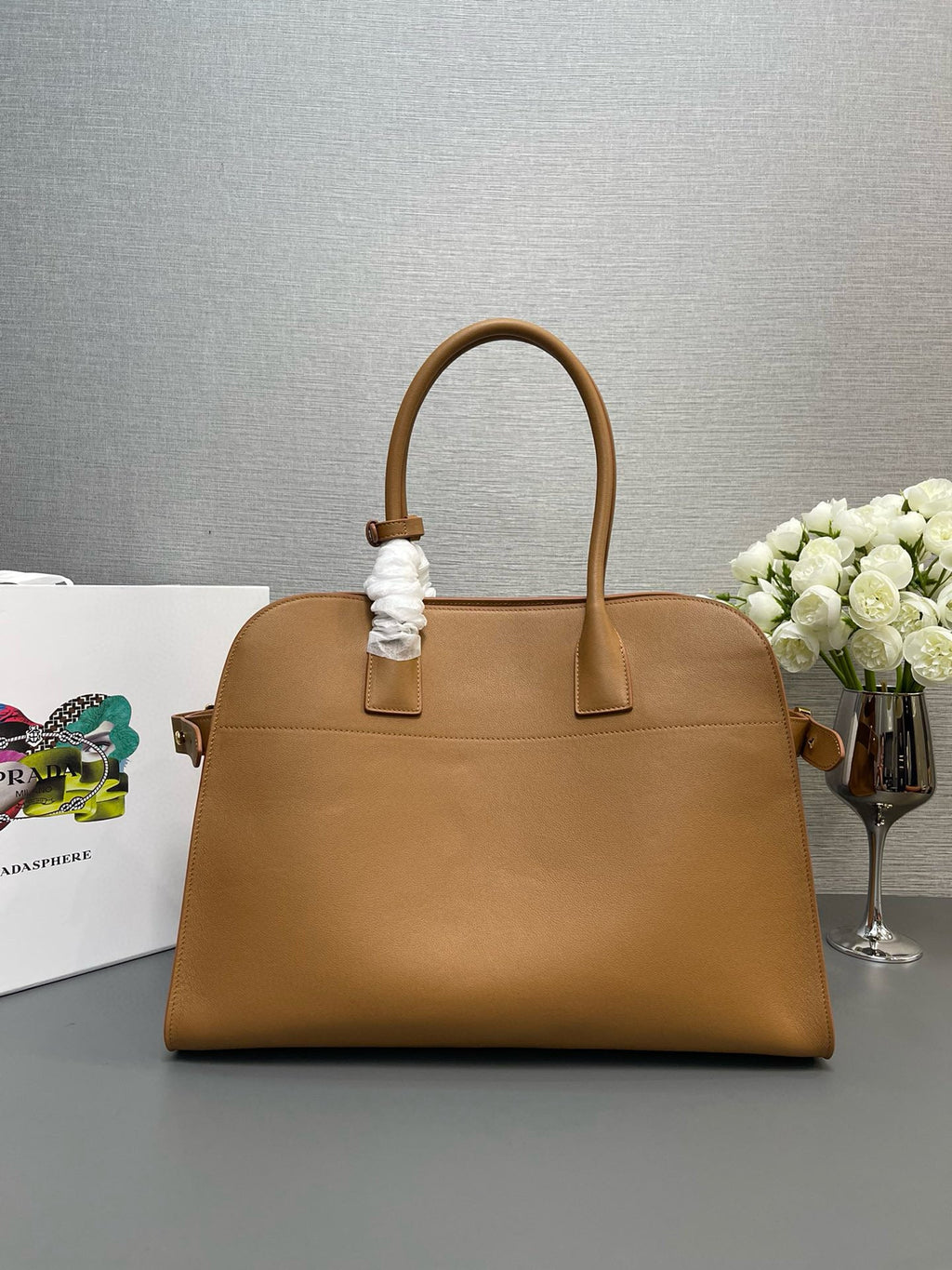 PRA TOTE BAG WITH BUCKLE CARAMEL CALFKIN