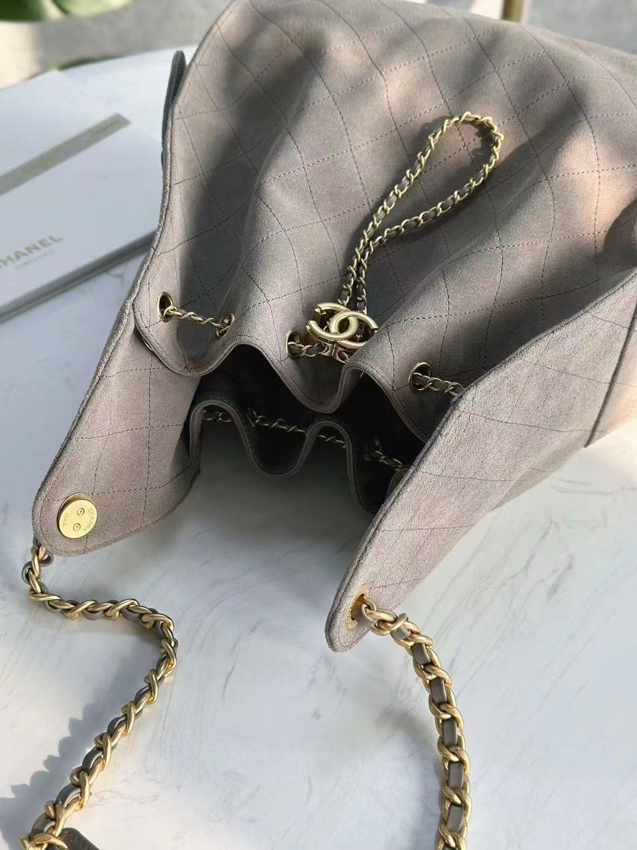 CC 25C HOBO BAG 40CM GREY SUEDE