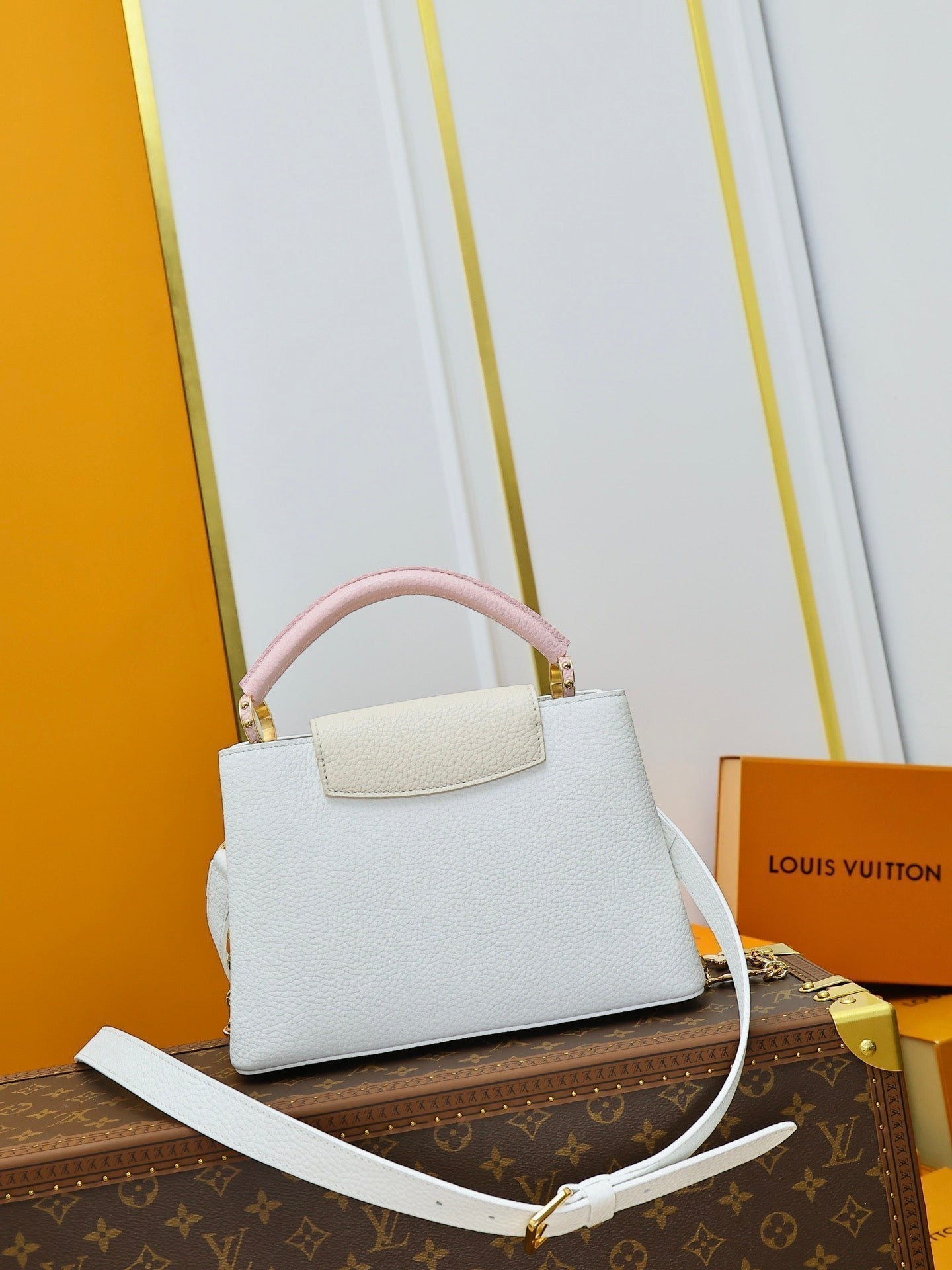 LV 27 WHITE GOLD LOCK CALFSKIN 221456