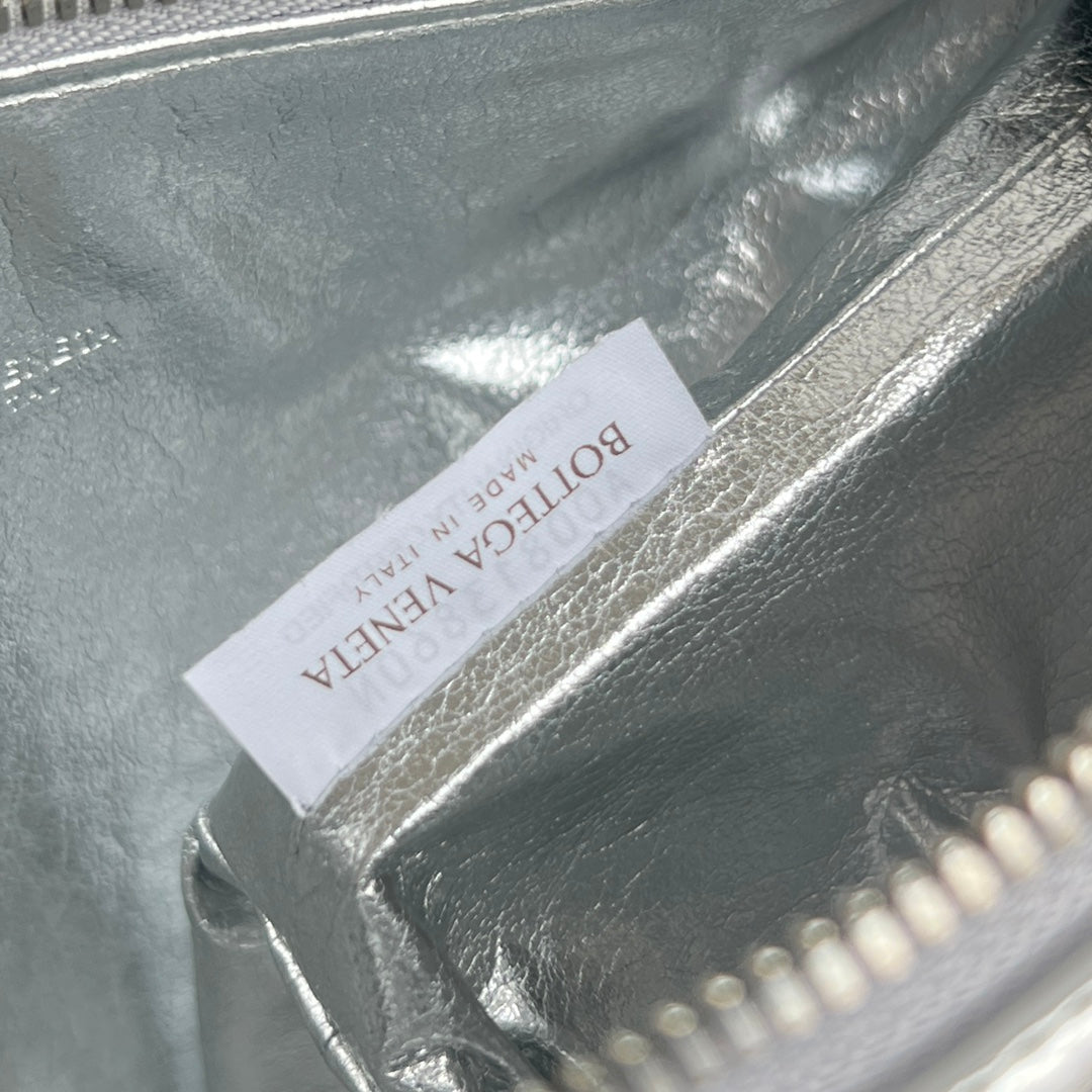WALLACE 22 BAG SILVER METALIC CALFSKIN