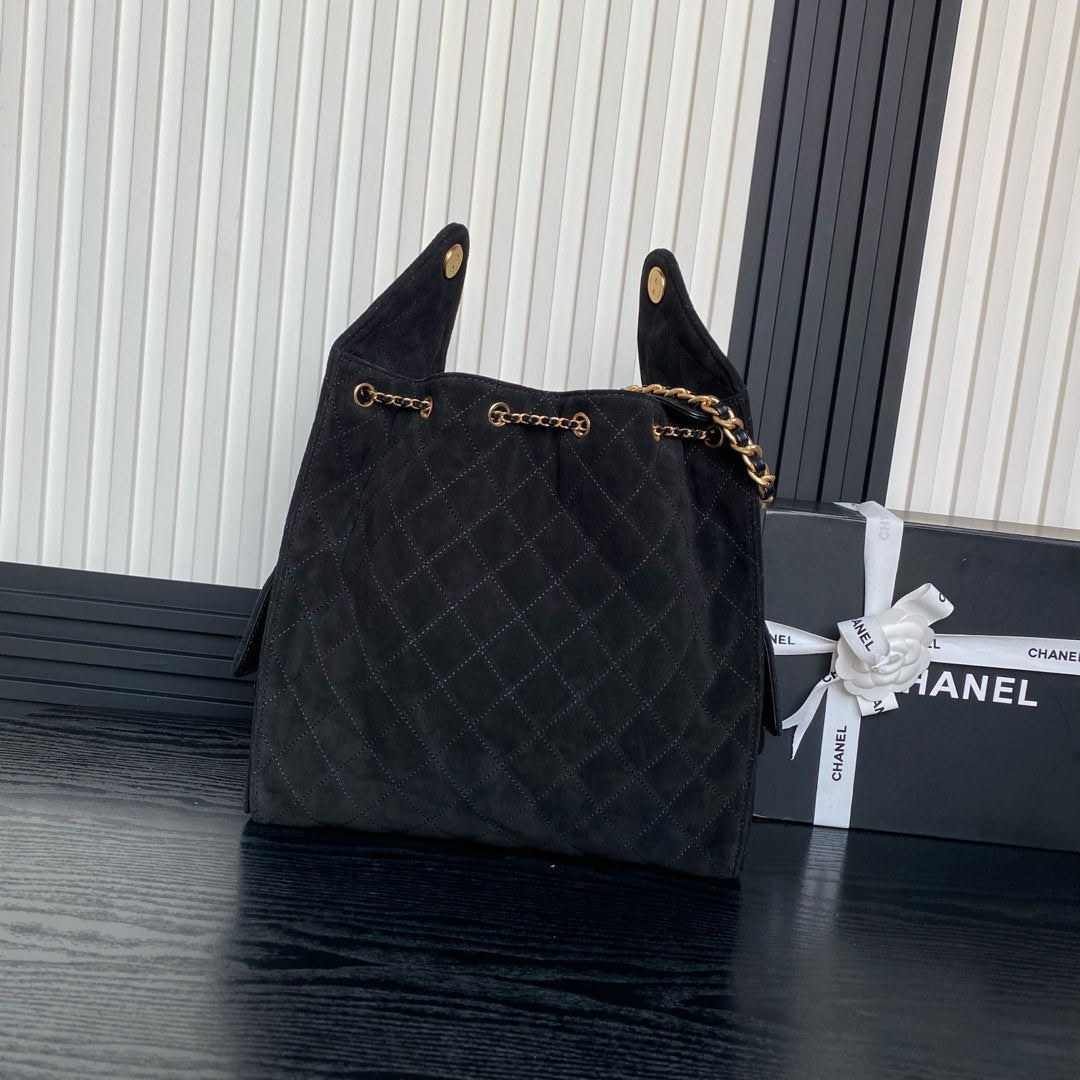 CC 25C HOBO BAG 40CM BLACK SUEDE