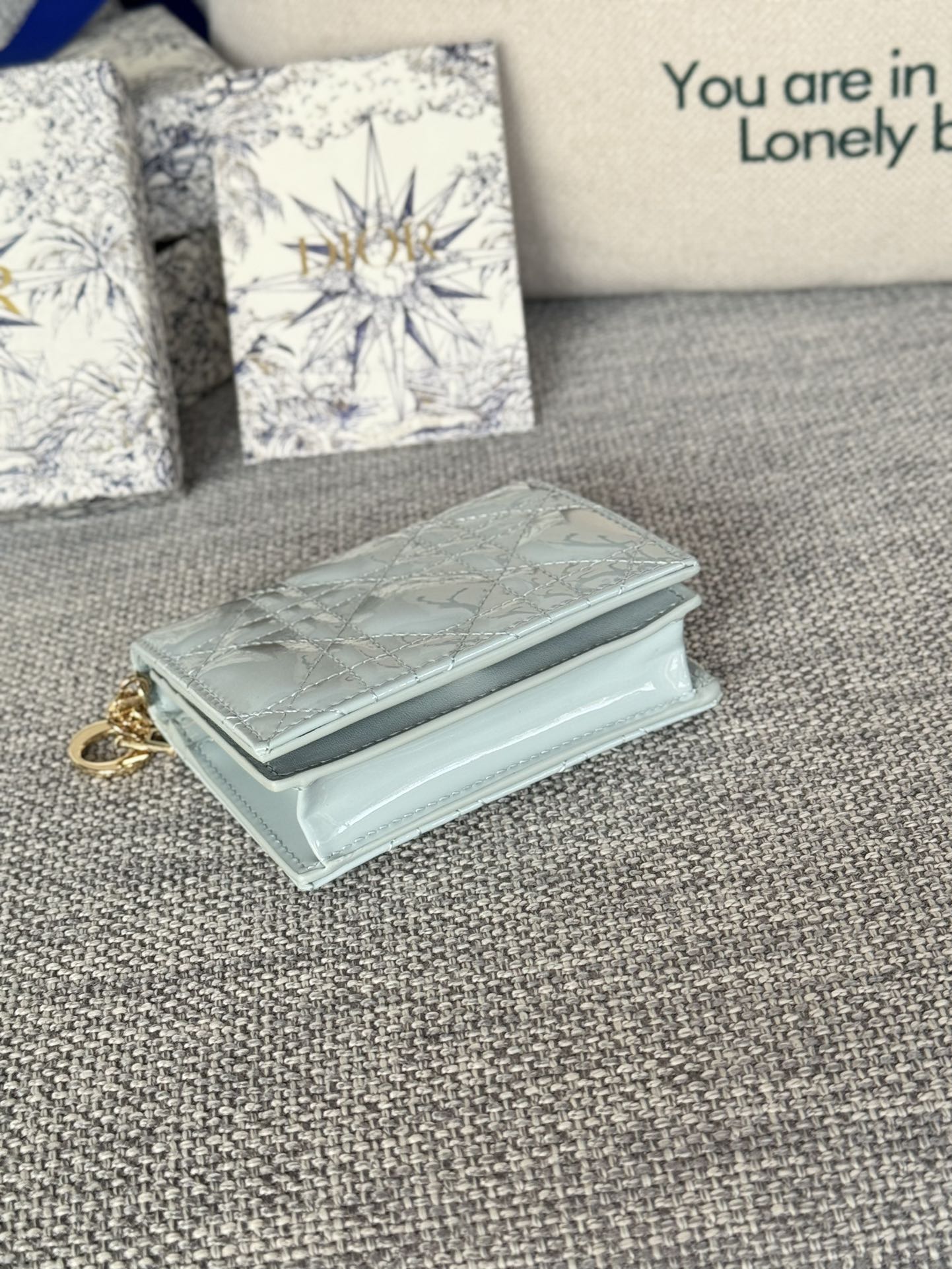 CD CARO 11CM COMPACT WALLET SHINY CLOUD BLUE CALFSKIN