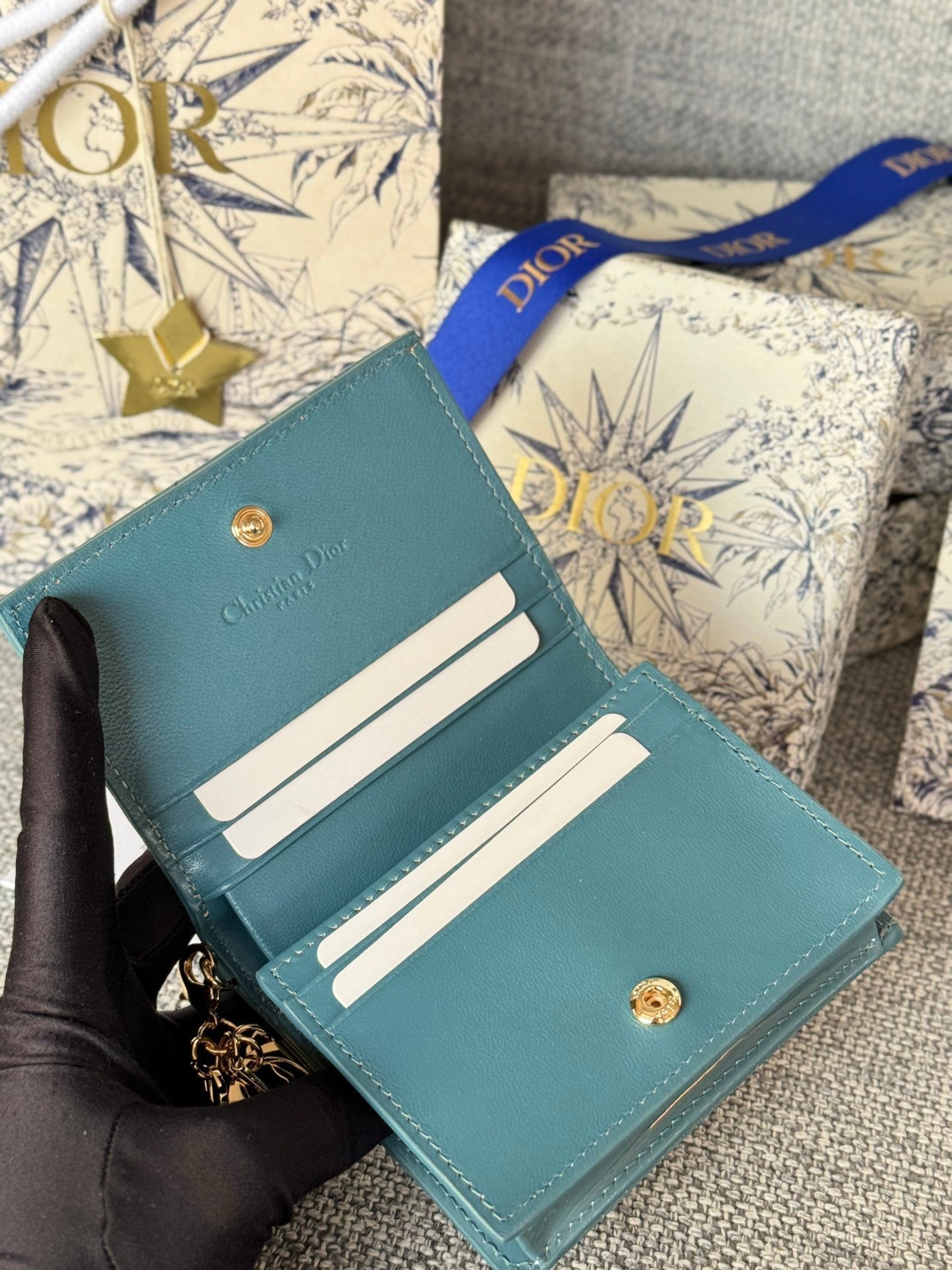 CD CARO 11CM COMPACT WALLET SHINY TEAL CALFSKIN