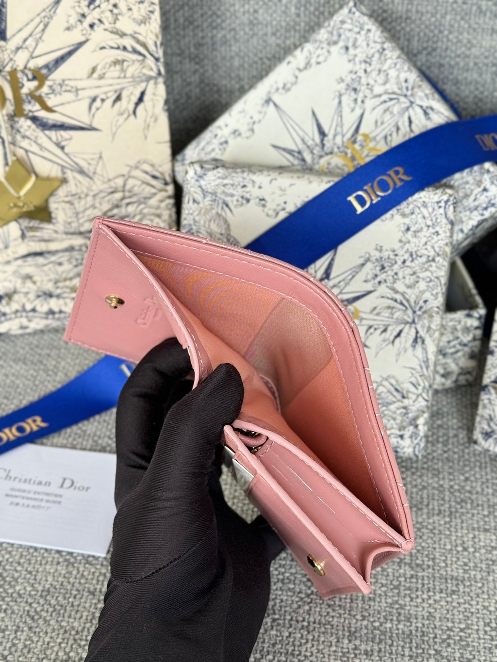 CD CARO 11CM COMPACT WALLET SHINY PINK CALFSKIN