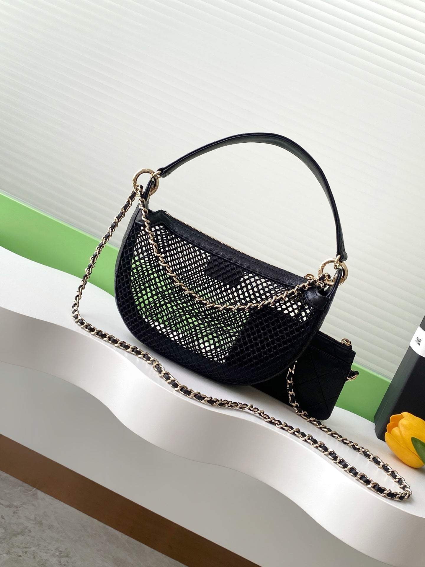 CC 25S BLACK CLUTCH BAG WITH CHAIN