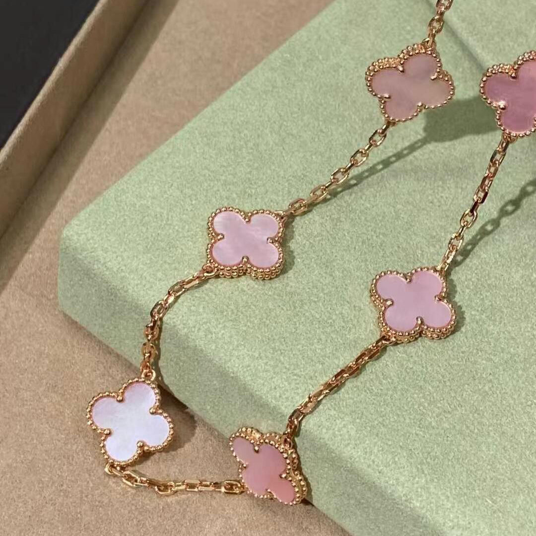 CLOVER 10 MOTIFS PINK MOP NECKLACE