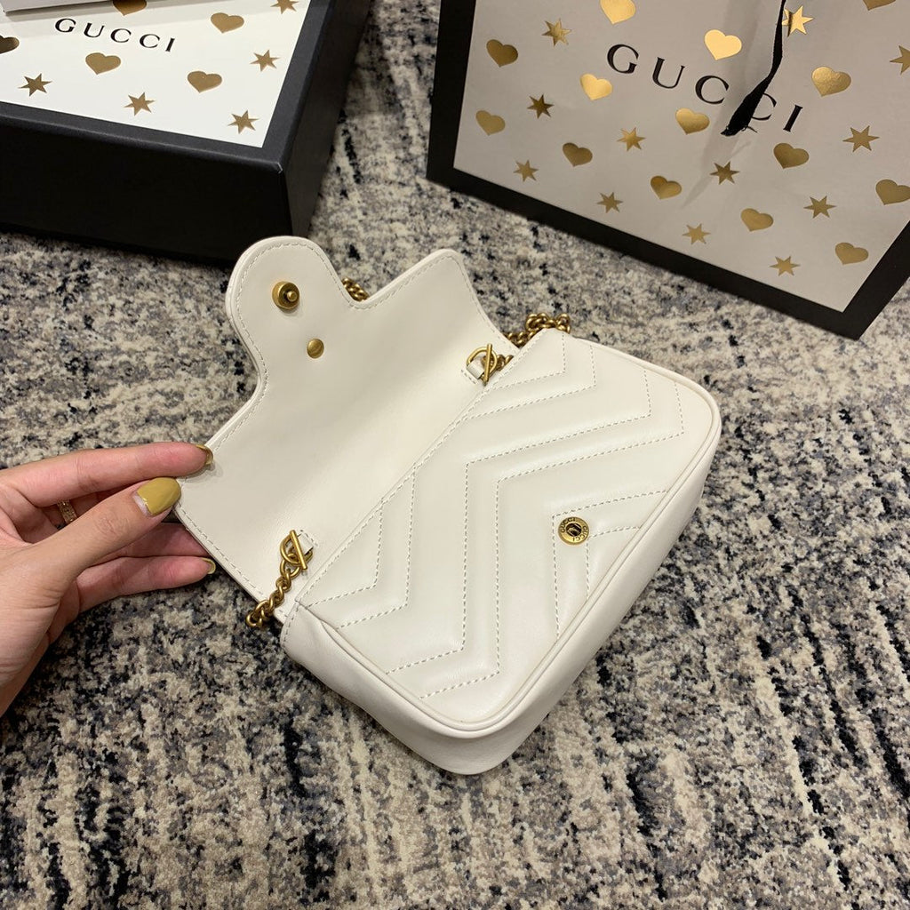 GG MARMONT MINI 16.5CM WHITE CALFSKIN GOLD HARDWARE